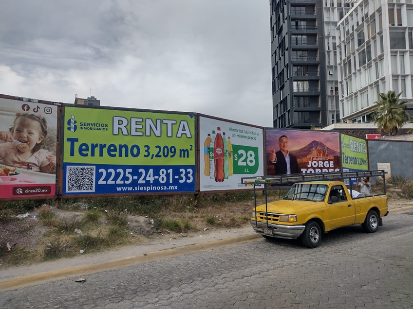 Terreno Av. del Castillo 5922 - Lomas de Angelópolis